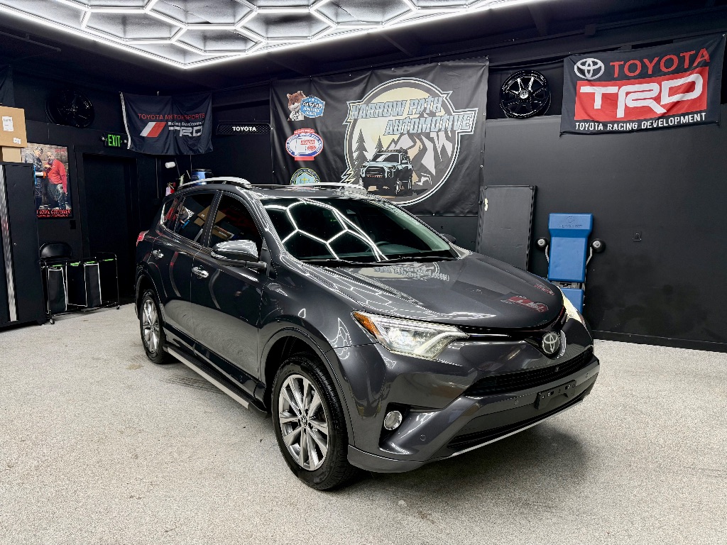 2017 Toyota RAV4 Platinum