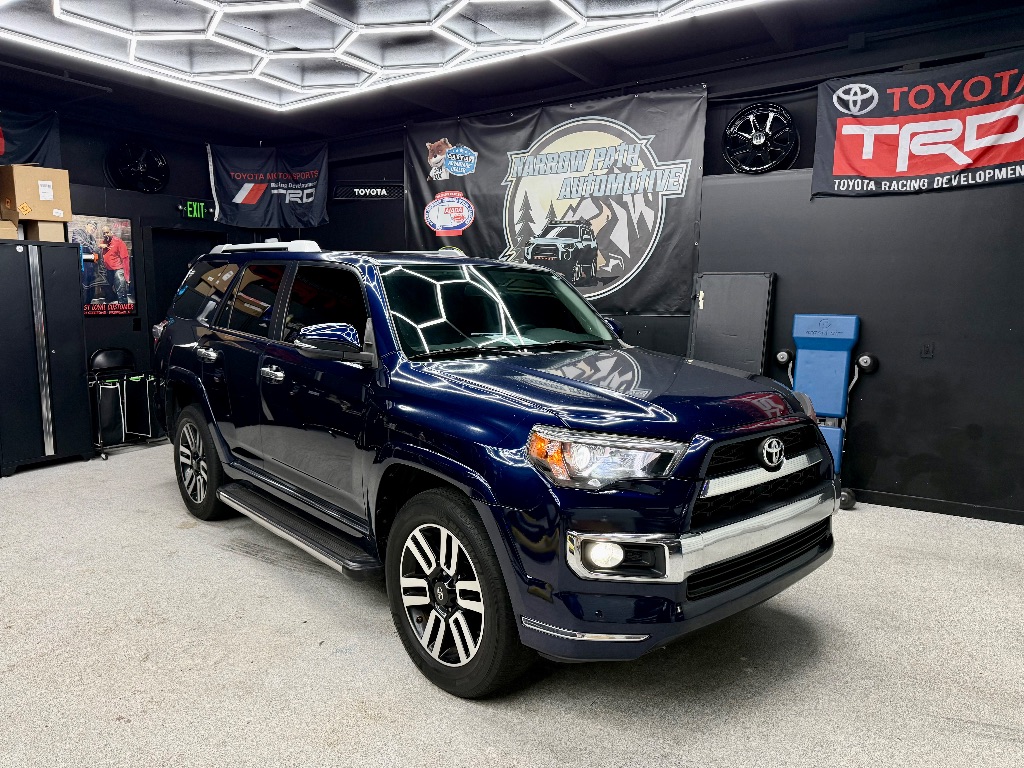 2016 Toyota 4Runner Limited's photo