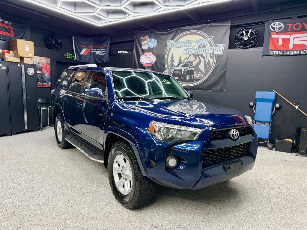 2016 Toyota 4Runner SR5 Premium's photo