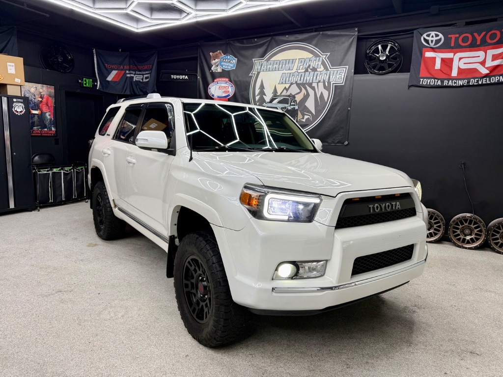 2011 Toyota 4Runner Limited 4x4 V6's photo